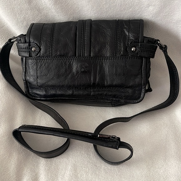 Brand new JUICY COUTURE Genuine Leather for Men Bag Size Small - Picture 4 of 16